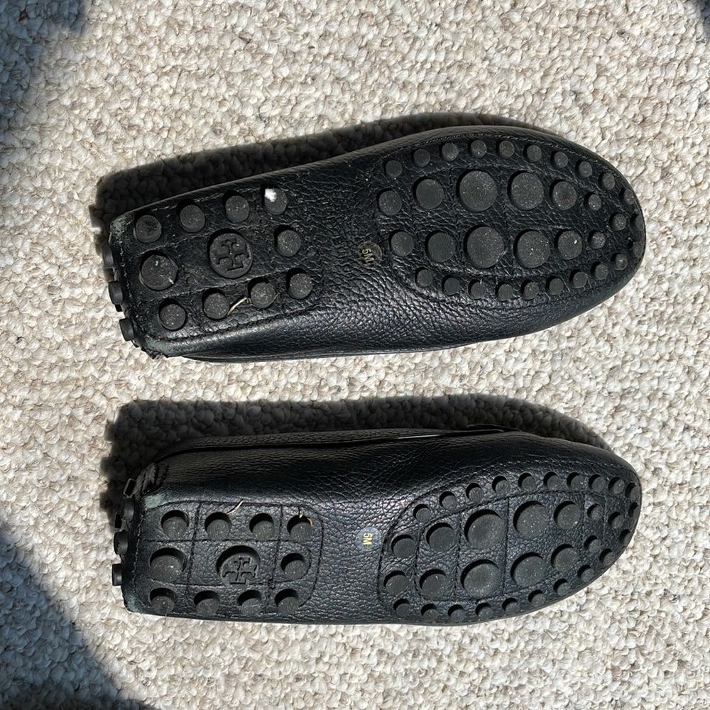 Tory Burch black leather loafers - Picture 2 of 3